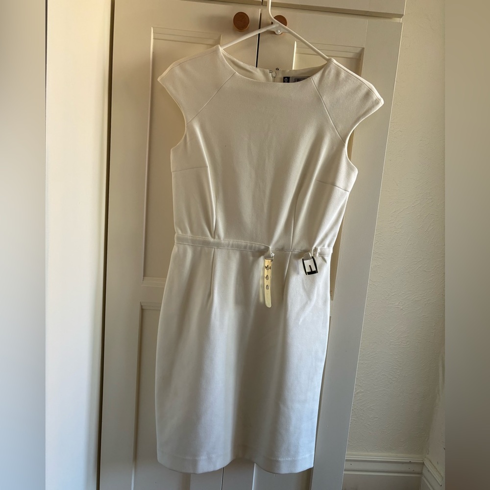 White Jennifer Lopez bodycon dress